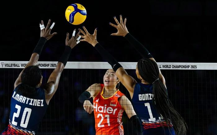 爱游戏全站-高意张籽萱配合太好！网友：高意转江苏女排，或张籽萱去上海吧